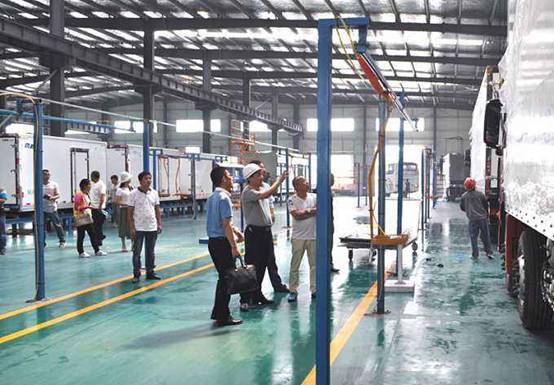 程力重工冷藏車榮登央視頻道--開拓高端冷鏈?zhǔn)袌?，助力政府“菜籃子工程”